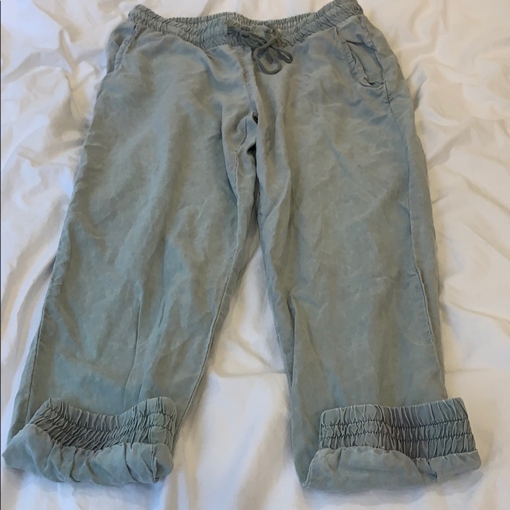 Bella Dahl green joggers